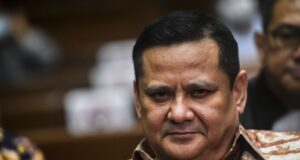 Terdakwa Irjen Napoleon Bonaparte Tidak Hadir Dalam Sidang Perdana, Majelis Hakim Tegur JPU