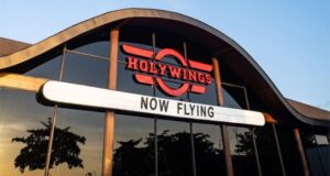 Kepolisian Harus Selidiki Tuntas Promosi Miras Holywings