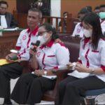 ibunda-brigadir-j-minta-hp-anaknya-dikembalikan