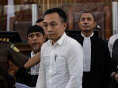 Ahli Forensik : Keputusan Ambigu Ricky Rizal Amankan Senjata Brigadir J