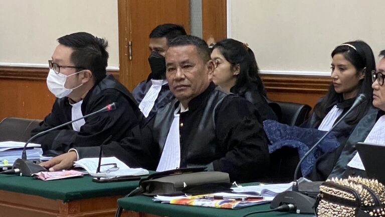 Hotman Paris Kritis Kehadiran Jaksa Kasus Sambo di Sidang Teddy Minahasa
