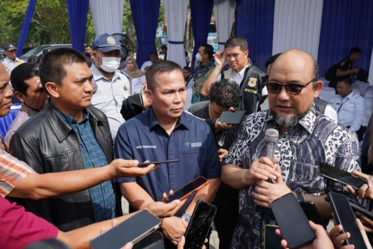 Perdagangan Pakaian Bekas, Satgassus Polri Ungkap Sisi Negatifnya