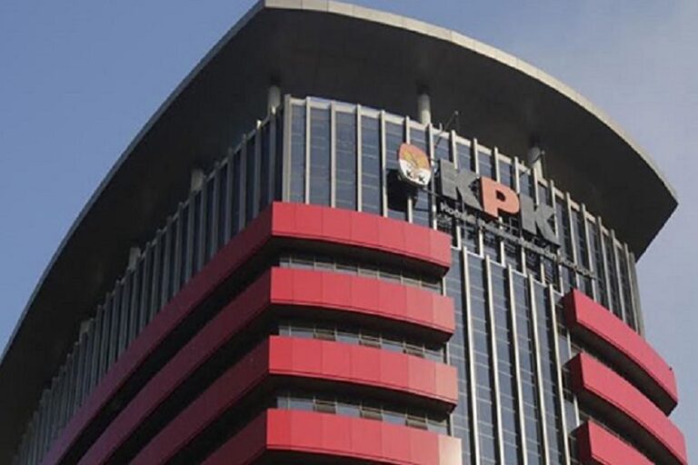 Hari Ini KPK Klarifikasi 3 Pegawai Ditjen Pajak Terkait LHKPN