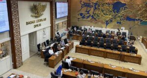 Baleg DPR Sepakat Kades Calon Tunggal Ditetapkan Secara Musyawarah Mufakat