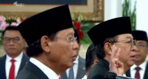 Jokowi Resmi Lantik Djan Faridz dan Gandhi Sulistiyanto Sebagai Wantimpres