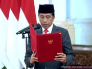 Jokowi Resmi Lantik Syaiful Rahmat Dasuki Sebagai Wamenag
