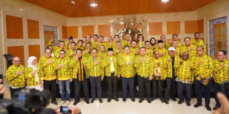 Taat Di bawah Kepemimpinan Airlangga, 38 Ketua DPD Golkar Tolak Munaslub