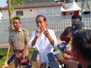 Bertemu dengan Sandiaga Uno, Jokowi : Bahas Pariwisata