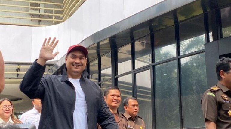 Respon Pernyataan Terdakwa Irwan Hermawan, Kejagung Dalami Dugaan Keterlibatan Dito Ariotedjo Kasus BTS 4G