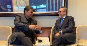 Mengikuti Pendaftaran Capres-Cawapres, Airlangga dan Zulhas Ajukan Izin Cuti ke Presiden Jokowi