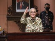 Try Sutrisno Minta MPR Gelar Sidang Kembalikan Penerapan UUD 1945 Sebelum Diamandemen