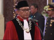 Presiden Jokowi Resmi Lantik Ridwan Mansyur Sebagai Hakim Mahkamah Konstitusi