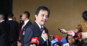 Tidak Terima Disebut ‘Tukang Fitnah’, Roy Suryo Akan Laporkan Ketua KPU ke Polisi