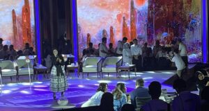 Tanggapi TKN Prabowo-Gibran Hampiri Moderator di Debat Kedua Capres 2024, Hasyim Asy’ari : Tidak Patut