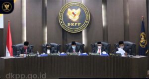 DKPP Jatuhkan Sanksi Peringatan Keras ke Ketua dan Anggota KPU Terkait Pelaporan Etik