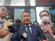 Hotman Paris Tantang Rocky Gerung Berdebat Hukum