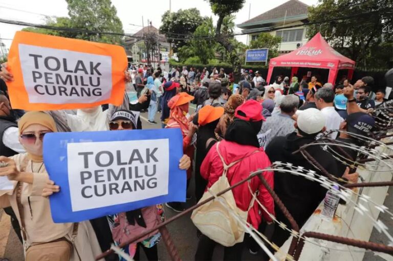Mahkamah Rakyat Dinilai Jadi Alternatif Mencari Keadilan
