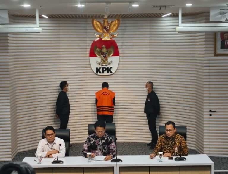 Kasus Potong Insentif ASN, Bupati Sidoarjo Ahmad Muhdlor Ali Resmi Ditahan KPK