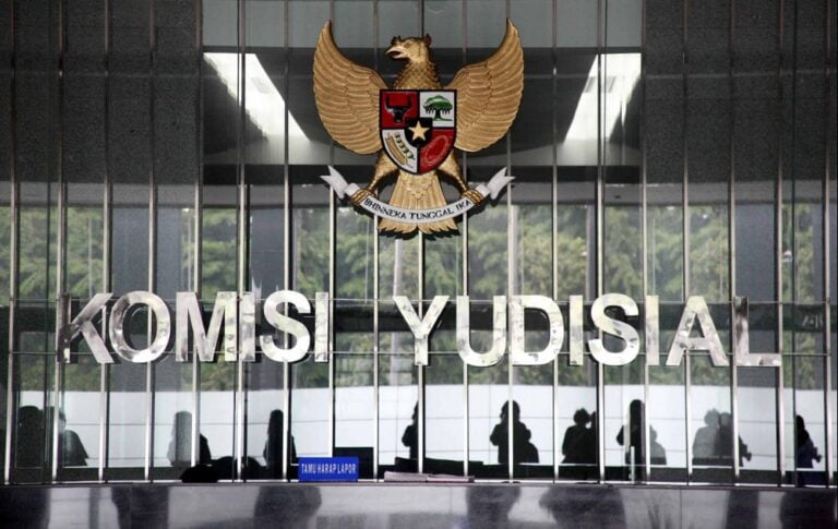 Pencabutan Aturan Batas Usia Cakada, KY : Bakal Periksa Hakim Agung