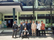 Menuntut Hak, Para Pekerja Korban PHK Sepihak Tempuh Jalur Tripartit