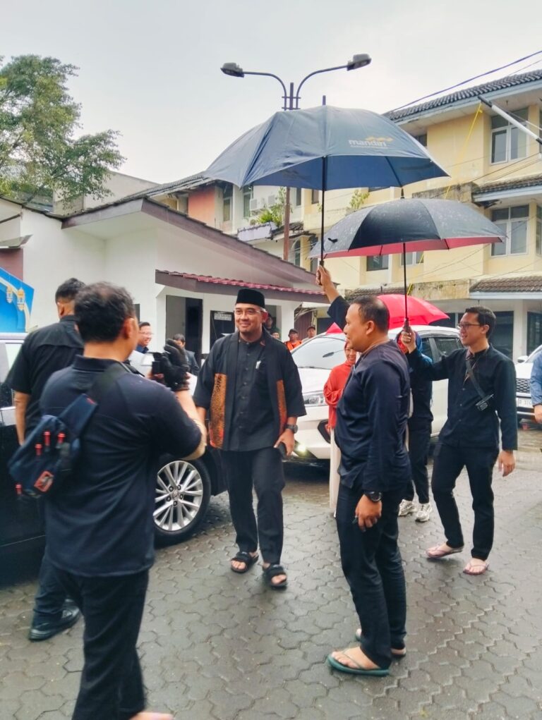 Acara Tarawih Keliling di Kecamatan Batununggal