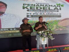 HUT Bhayangkara Ke-80, H. Mulyadi Dewan Penasehat AMKI Terima Penghormatan dari Polri