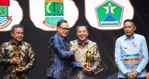 Pemkab Karawang Raih Pemimpin Daerah Award 2026, Inovasi Pelayanan Publik Jadi Andalan