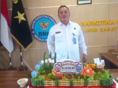 Kepala BNNP Jabar Gelar Syukuran, Sambut Jenderal Suyudi Ario Seto sebagai Kapolri Baru Momentum syukuran menjadi simbol doa dan dukungan sekaligus harapan menguatnya sinergi BNN-Polri dalam pemberantasan peredaran gelap narkotika.